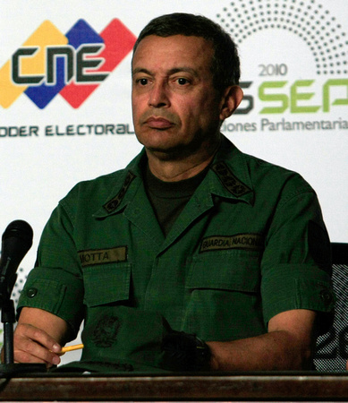 ALTO MANDO MILITAR: Caracas,24/09/10 
El mayor general Luis Motta Domíngez, es el actual comandante General de la Guardia Nacional.
/