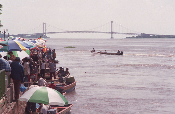 Estado Bolivar. Puente Angostura