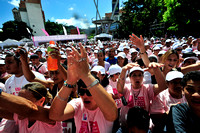 CAR08/Caracas,06/12/09/Venezuela 
Cientos de participantes disfrutan el show luego de la  Carrera Avon contra el Cancer de Mama celebrada este domingo 6 de Diciembre en las modalidades de Carrera de