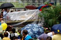 DON BOSCO: Caracas,27/05/10 
Una urna de cristal que contiene una réplica de la imagen exacta, del Santo protector de los jóvenes, Don Bosco,en cuyo interior están los restos originales del Santo, ll