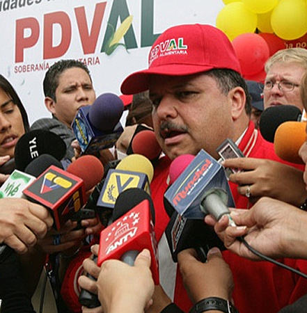 PDVAL PULIDO: Caracas,01/06/10 La foto de archivo muestra al Ex Pdte de PDVAL declarando acerca de la destruccion de un PDVAL Lacteo que estaba en Bellas Artes,luego del paso de una marcha de la oposi