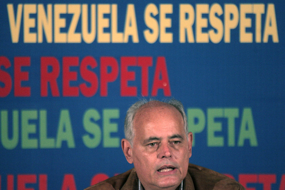 MUD - JULIO CASTILLO Caracas, 07/07/2010.- Julio Castillo, candidato de la Mesa de la Unidad Democrática a la Asamblea Nacional por el estado Carabobo, presentó hoy, en una rueda de prensa a nombre de